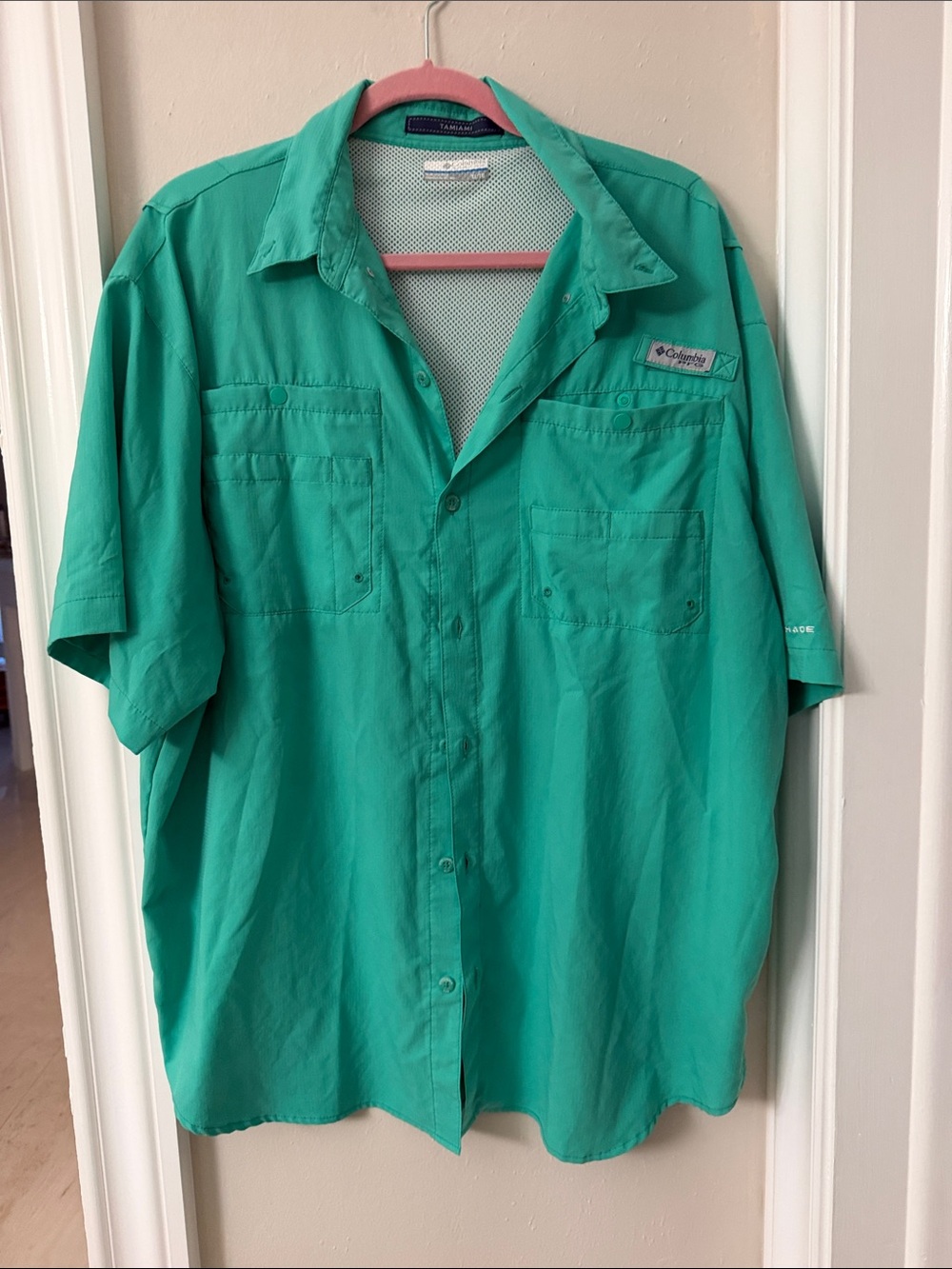 Columbia Teal Short-Sleeve Outdoor Button-Down Shirt
